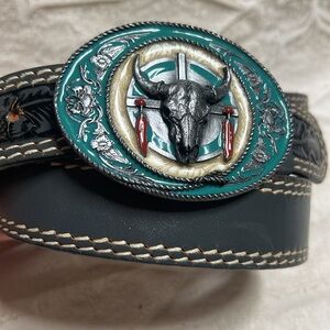 Black& Gray Tooled Leather Belt with Bull Skull Buckle like new total Length 38”